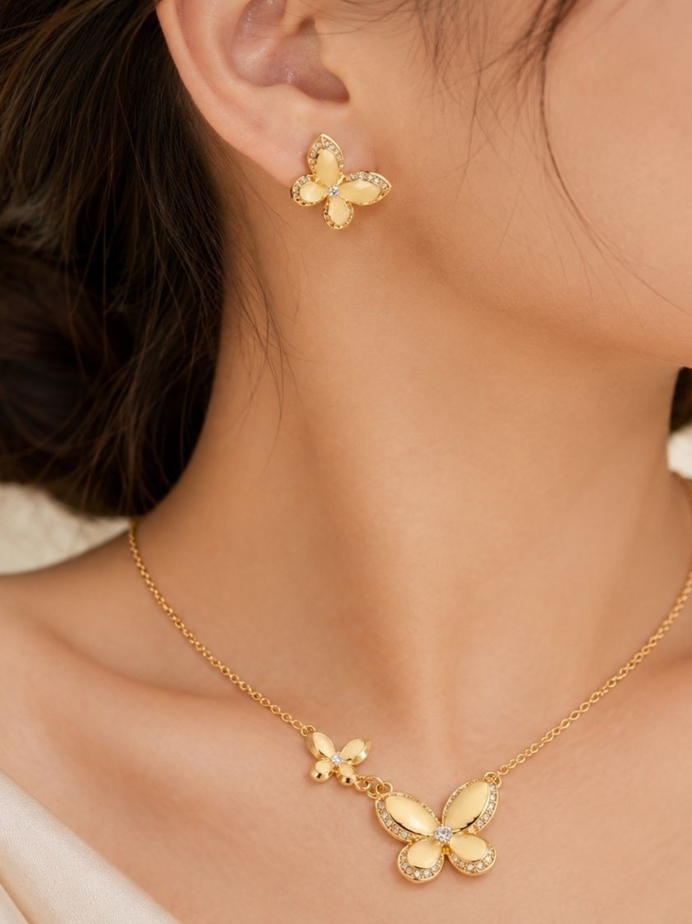 Gold Butterfly Stud Earrings  & Neckles Elegant Yellow-Gold Accent Set